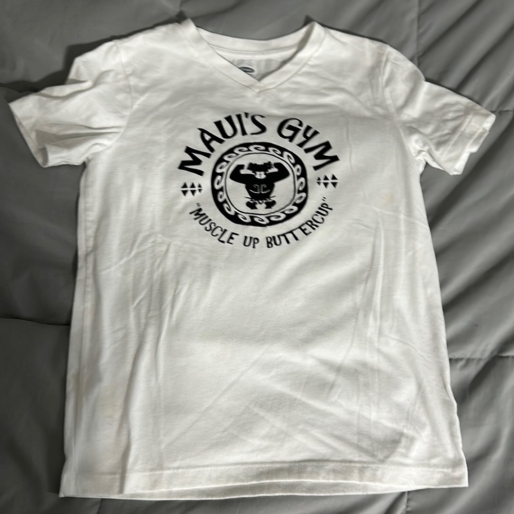Disney short sleeve shirt Maui design